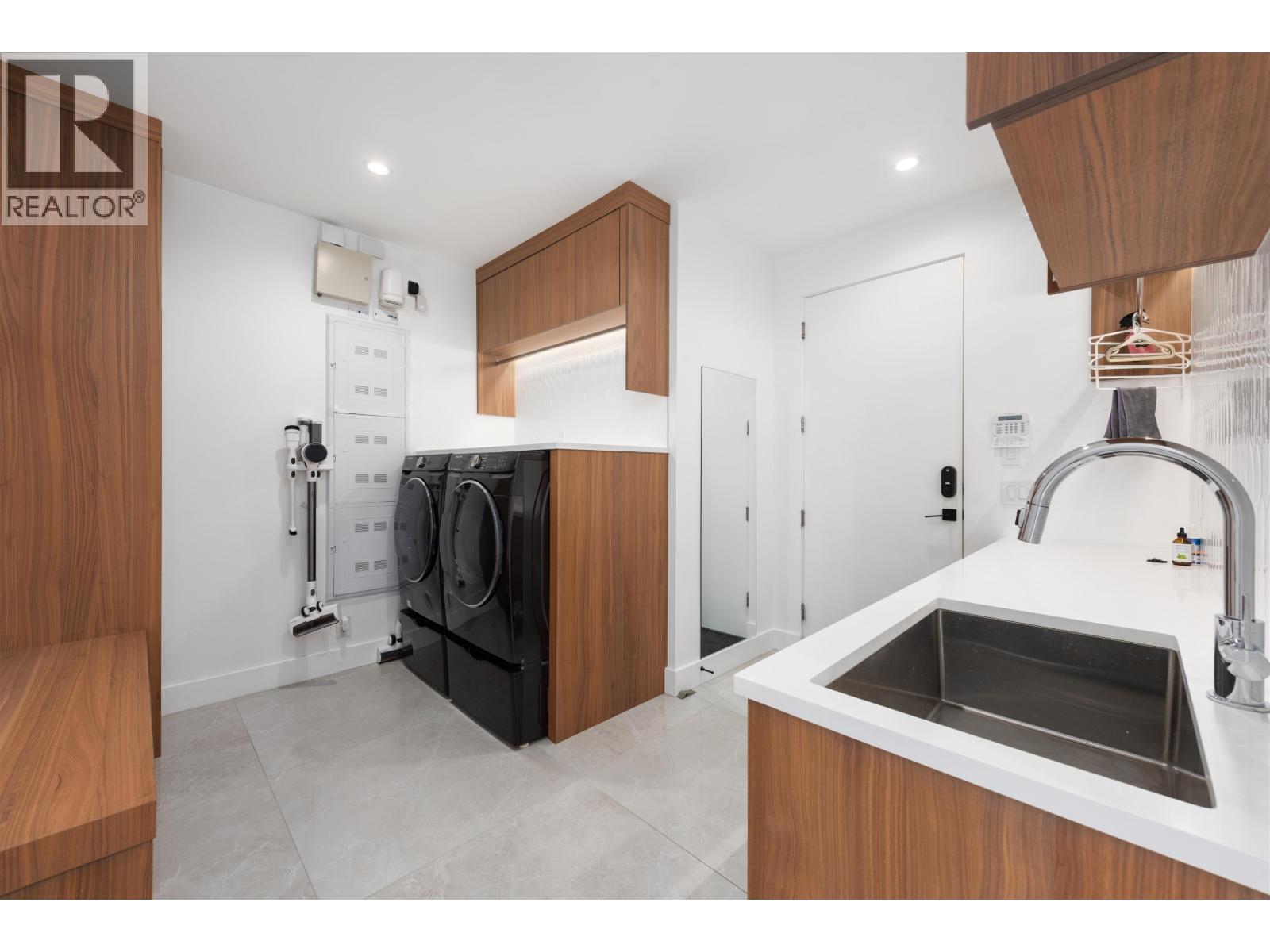 4751 LARKSPUR Avenue, Richmond