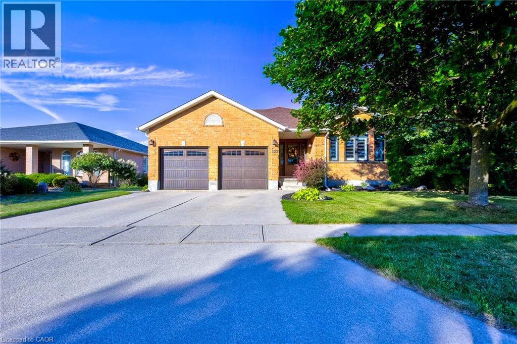 Photo 1 of 122 Westcliff Way, Cambridge ON