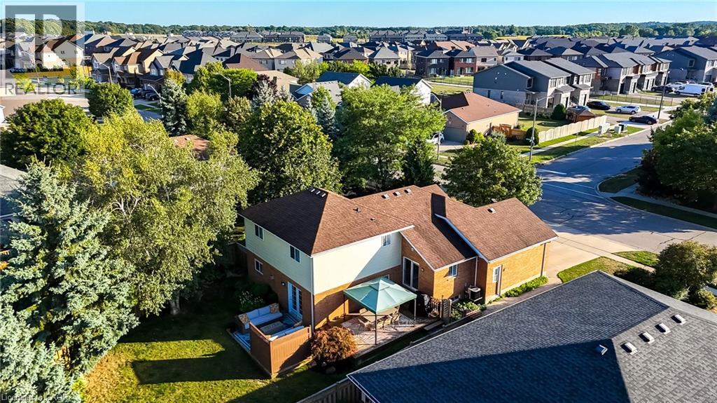 Photo 45 of 122 Westcliff Way, Cambridge ON