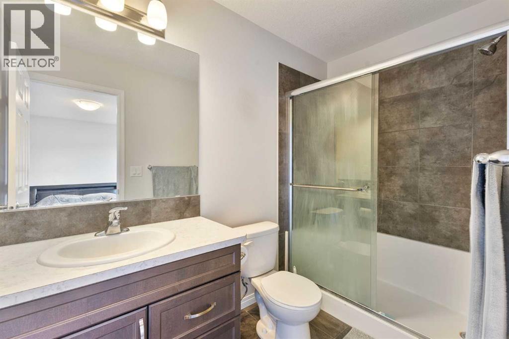 Photo 22 of 234 Hillcrest Square Sw, Airdrie AB