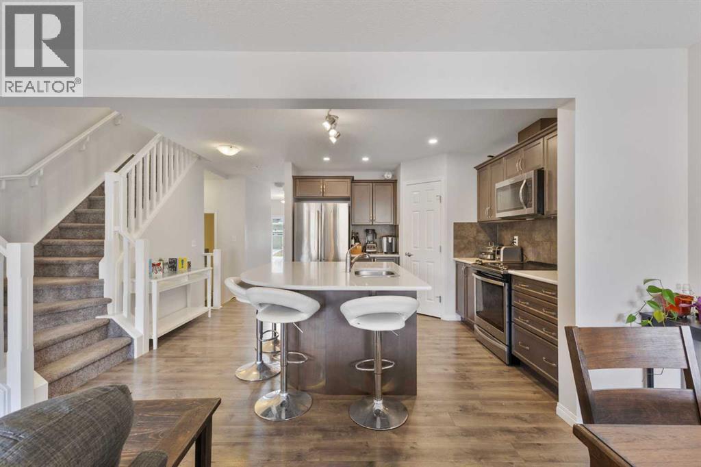 Photo 11 of 234 Hillcrest Square Sw, Airdrie AB