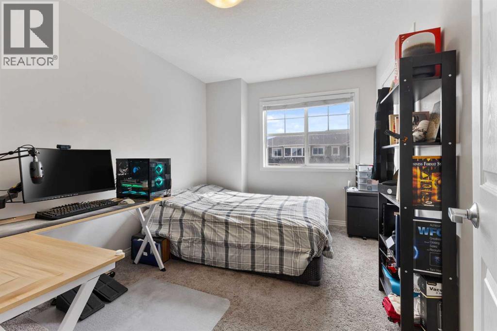 Photo 16 of 234 Hillcrest Square Sw, Airdrie AB