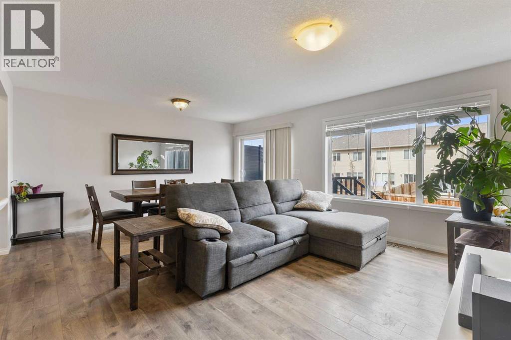 Photo 9 of 234 Hillcrest Square Sw, Airdrie AB