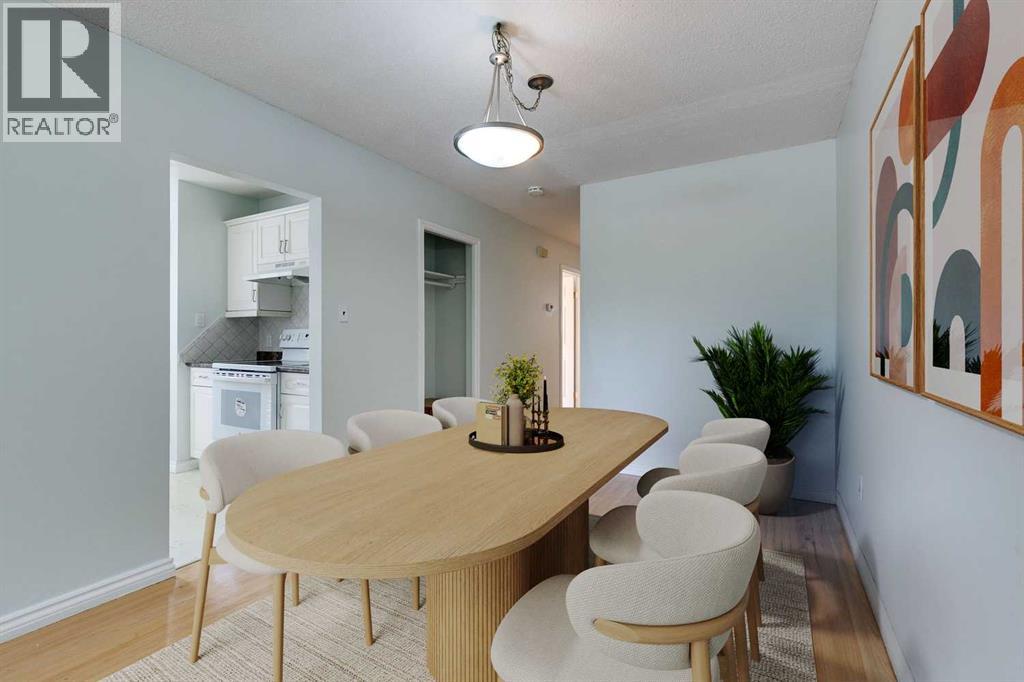 Photo 10 of 631 37 Street Sw, Calgary AB