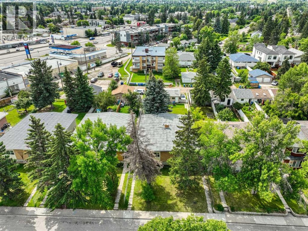 Photo 22 of 631 37 Street Sw, Calgary AB