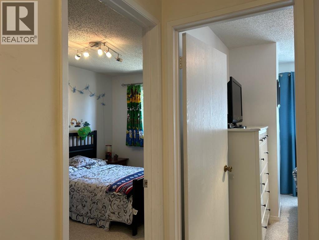 Photo 13 of 71 4940 39 Avenue Sw, Calgary AB