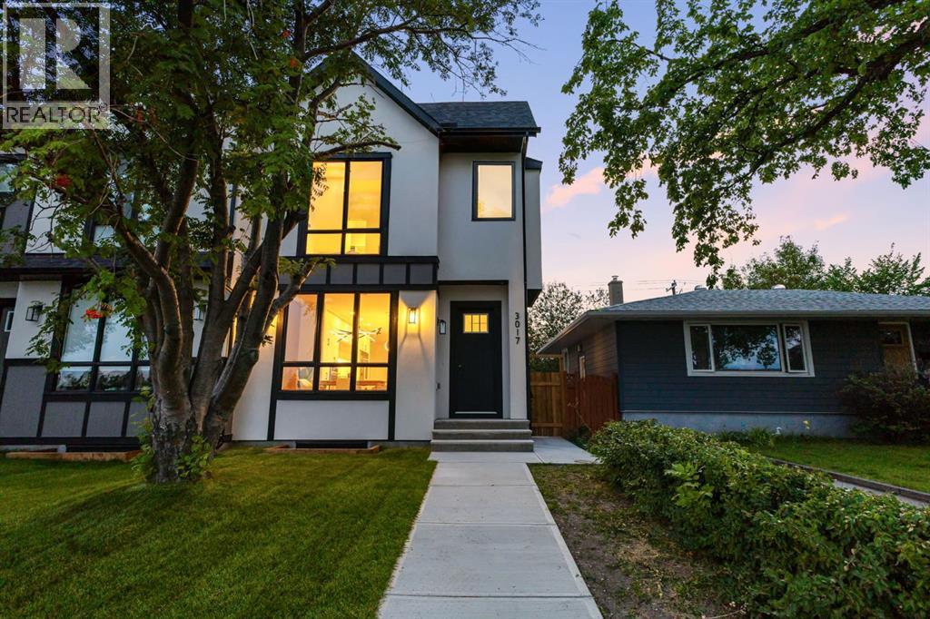 Photo 1 of 3017 36 Street Sw, Calgary AB