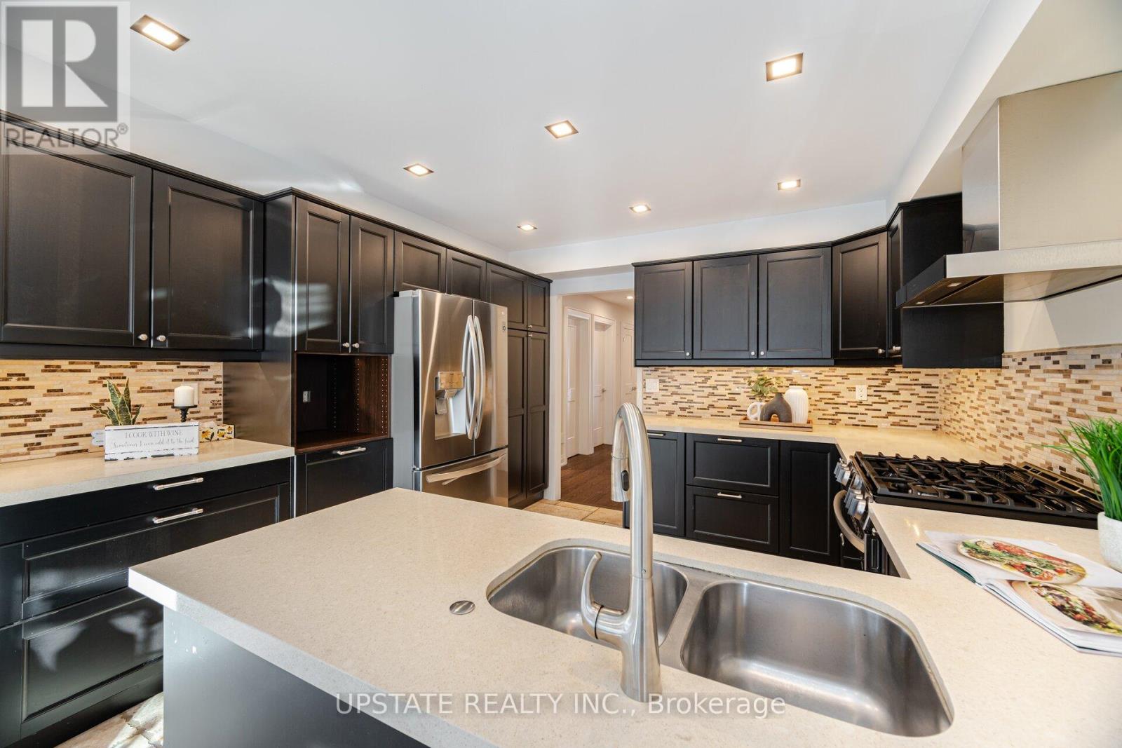 Photo 20 of 99 Kenpark Avenue, Brampton ON