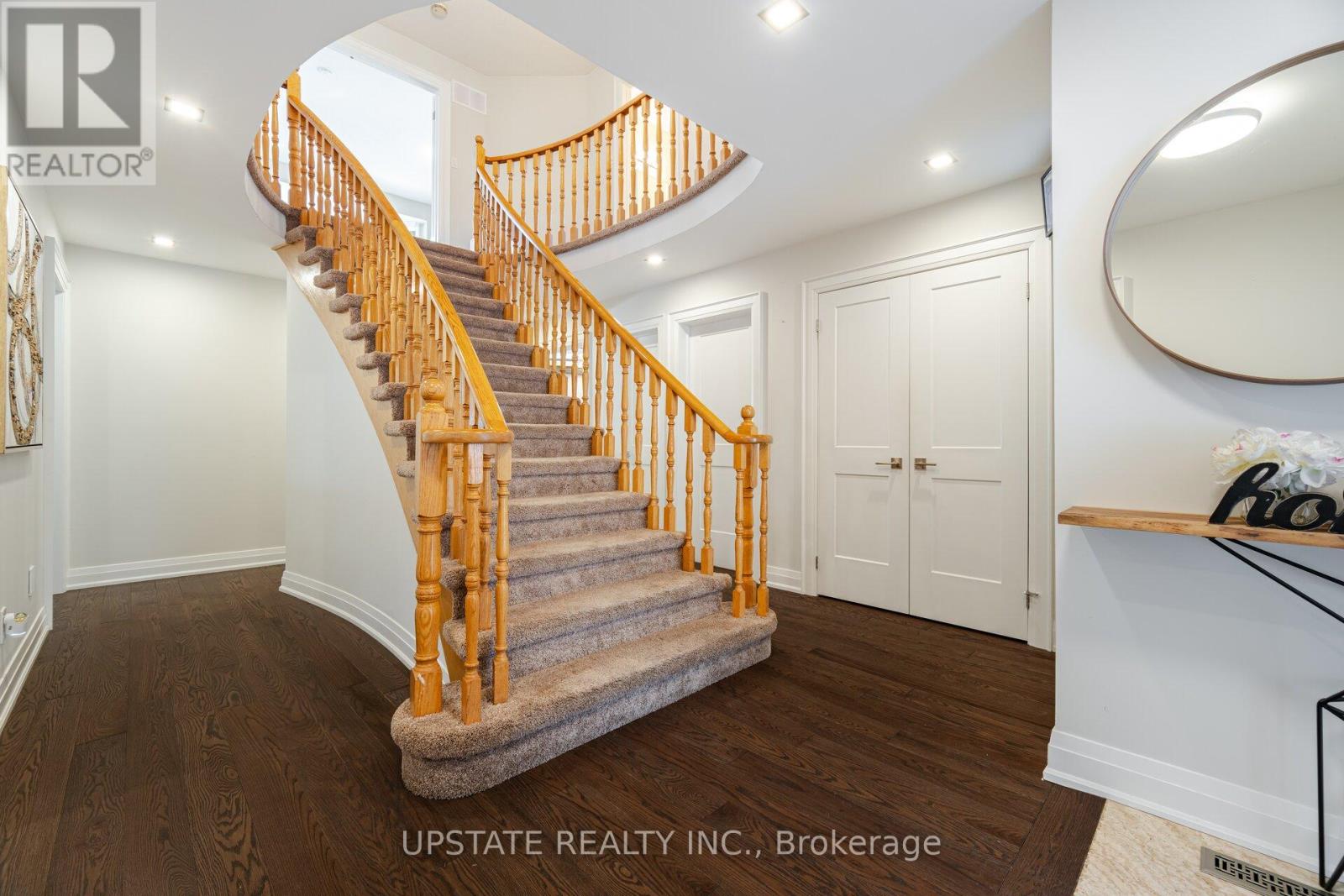Photo 23 of 99 Kenpark Avenue, Brampton ON