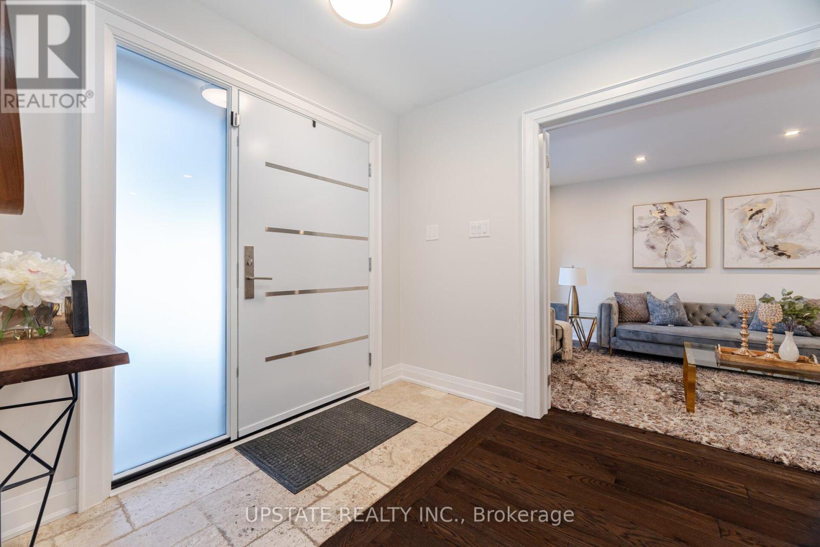 Photo 5 of 99 Kenpark Avenue, Brampton ON