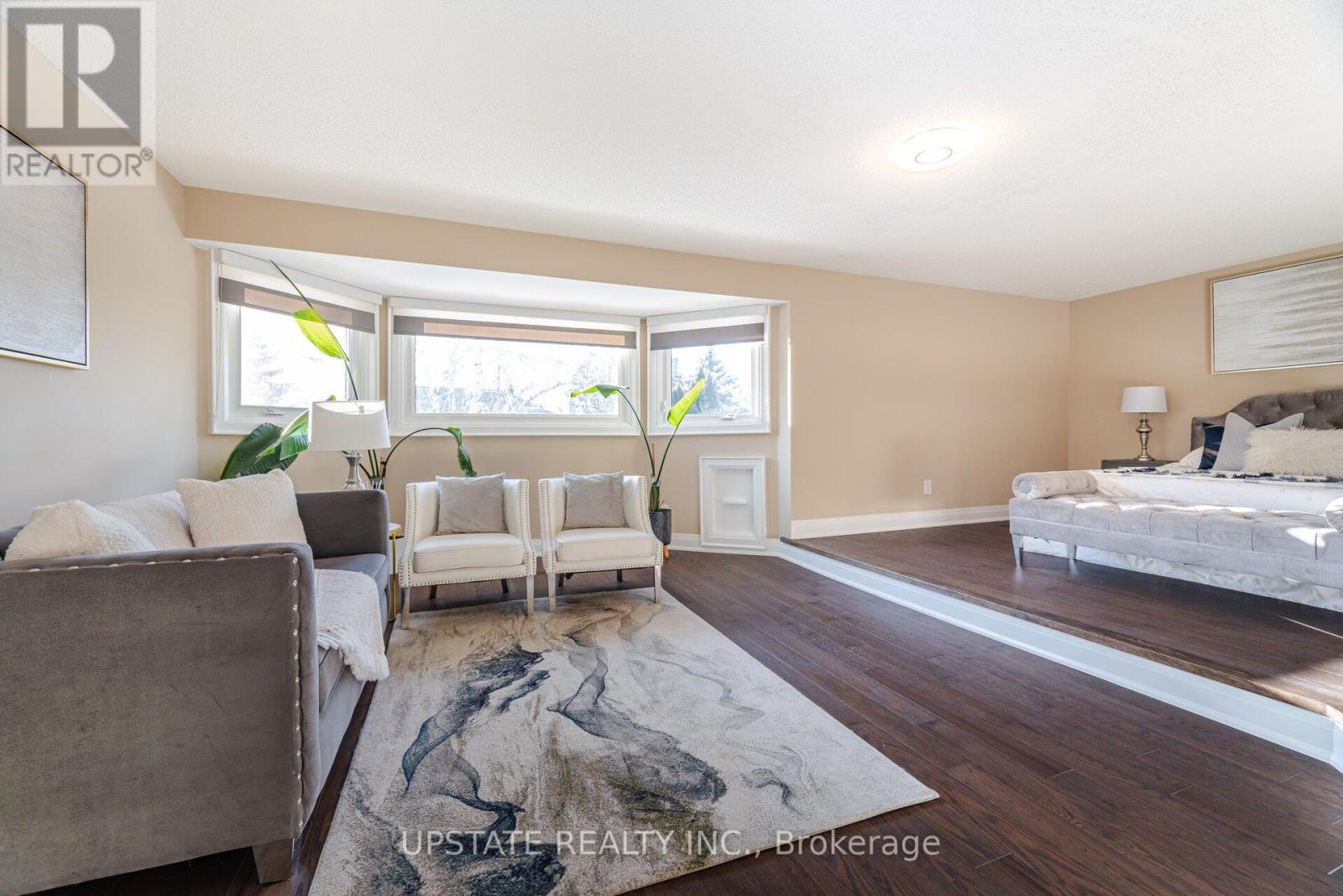 Photo 27 of 99 Kenpark Avenue, Brampton ON