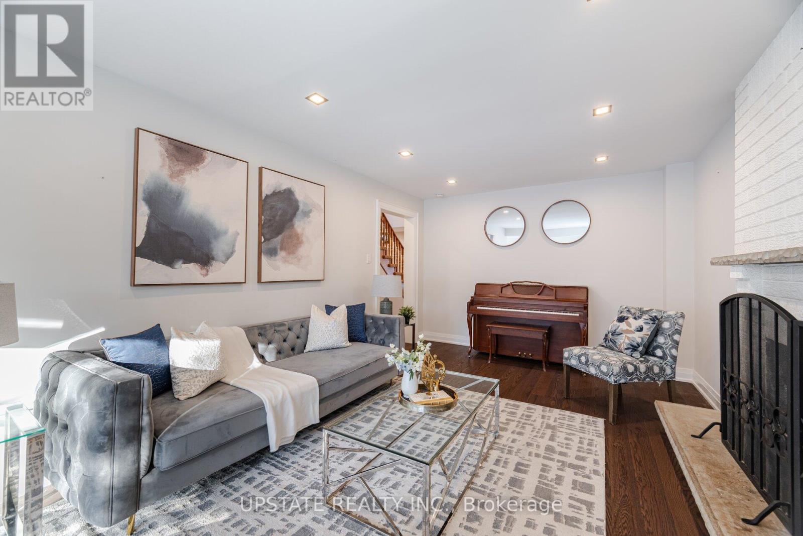 Photo 7 of 99 Kenpark Avenue, Brampton ON