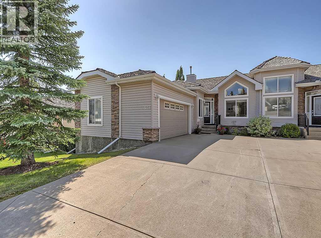 Photo 1 of 427 Rocky Vista Gardens Nw, Calgary AB