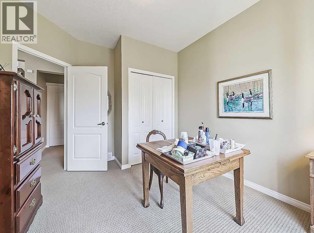 Photo 31 of 427 Rocky Vista Gardens Nw, Calgary AB