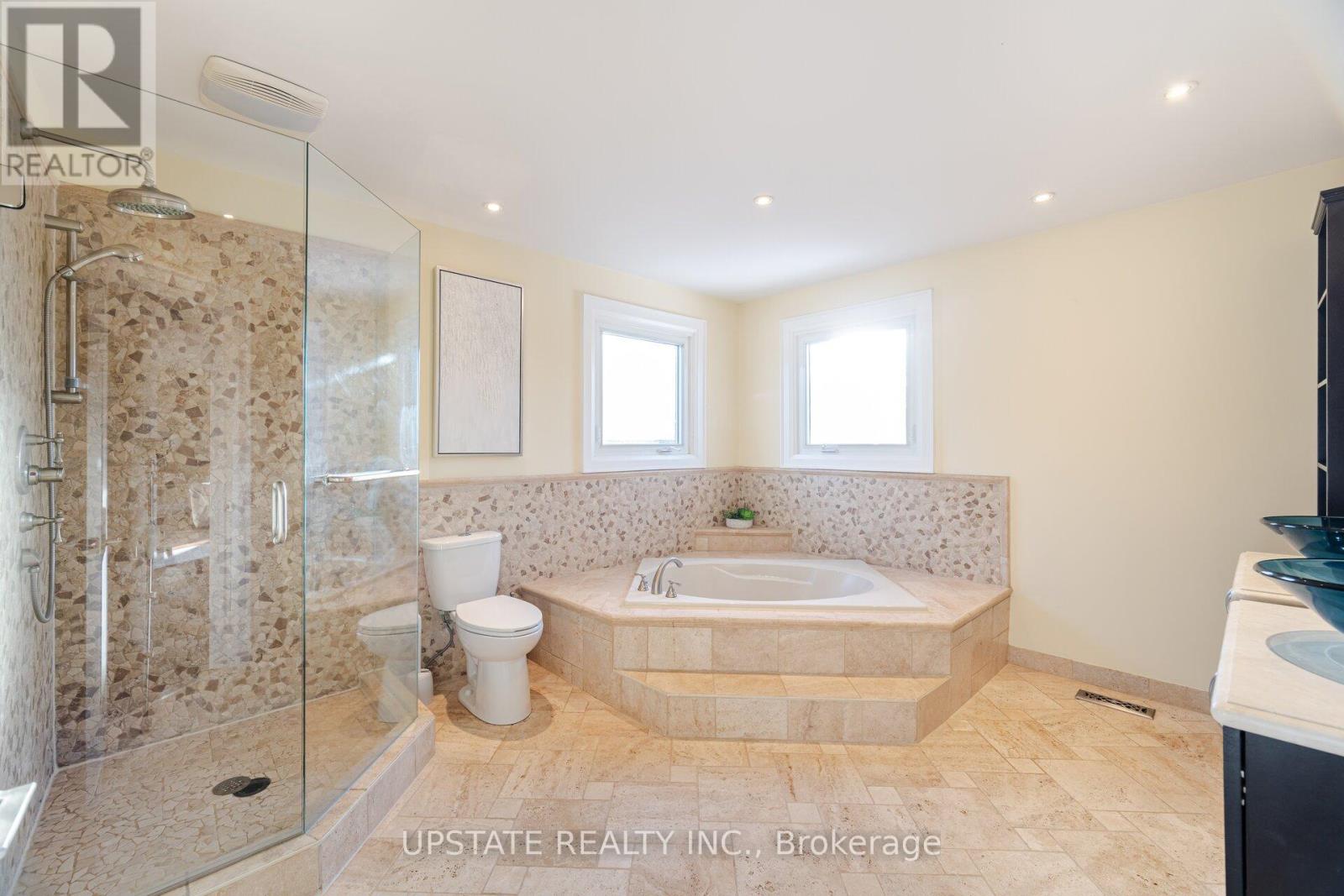 Photo 34 of 99 Kenpark Avenue, Brampton ON