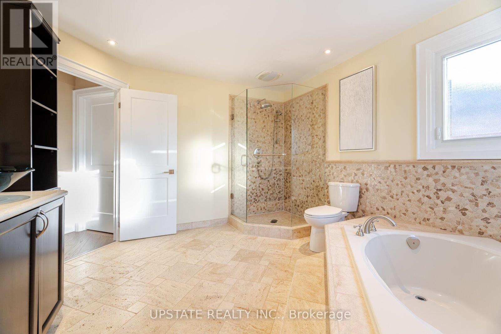 Photo 38 of 99 Kenpark Avenue, Brampton ON
