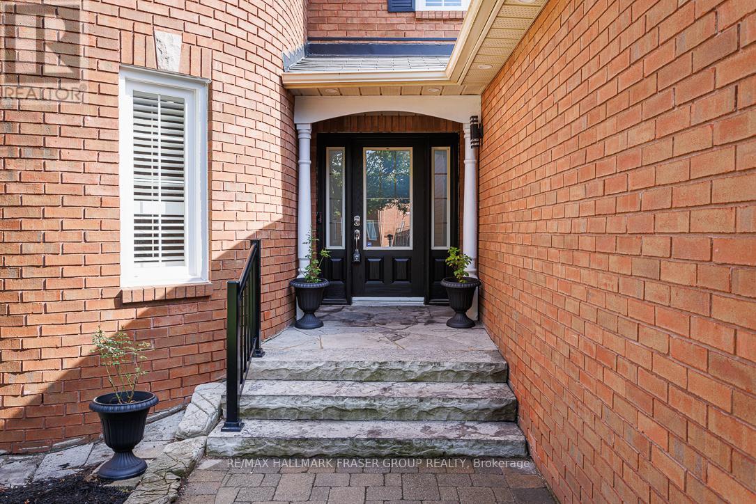 Photo 3 of 9 Meekings Drive, Ajax ON