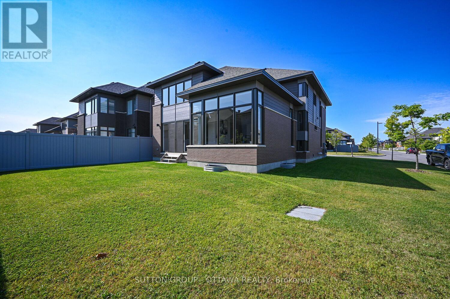 Photo 47 of 732 Wooler Place, Ottawa ON
