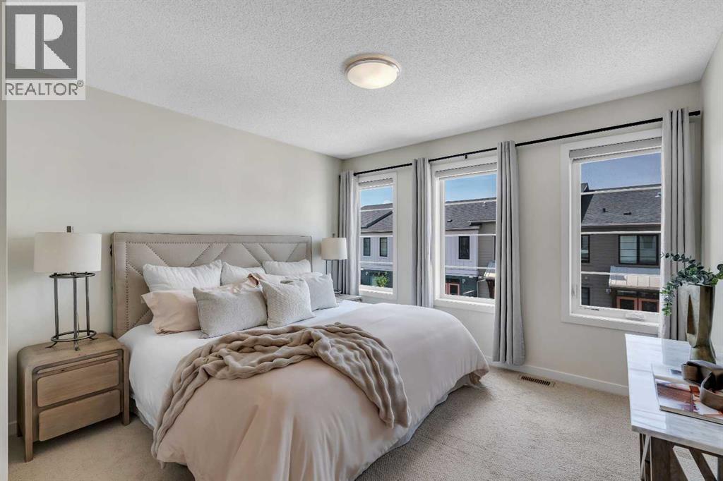 Photo 20 of 534 Walden Circle Se, Calgary AB