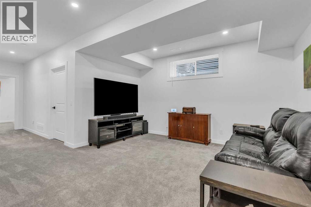 Photo 29 of 315 Wolf Creek Way Se, Calgary AB
