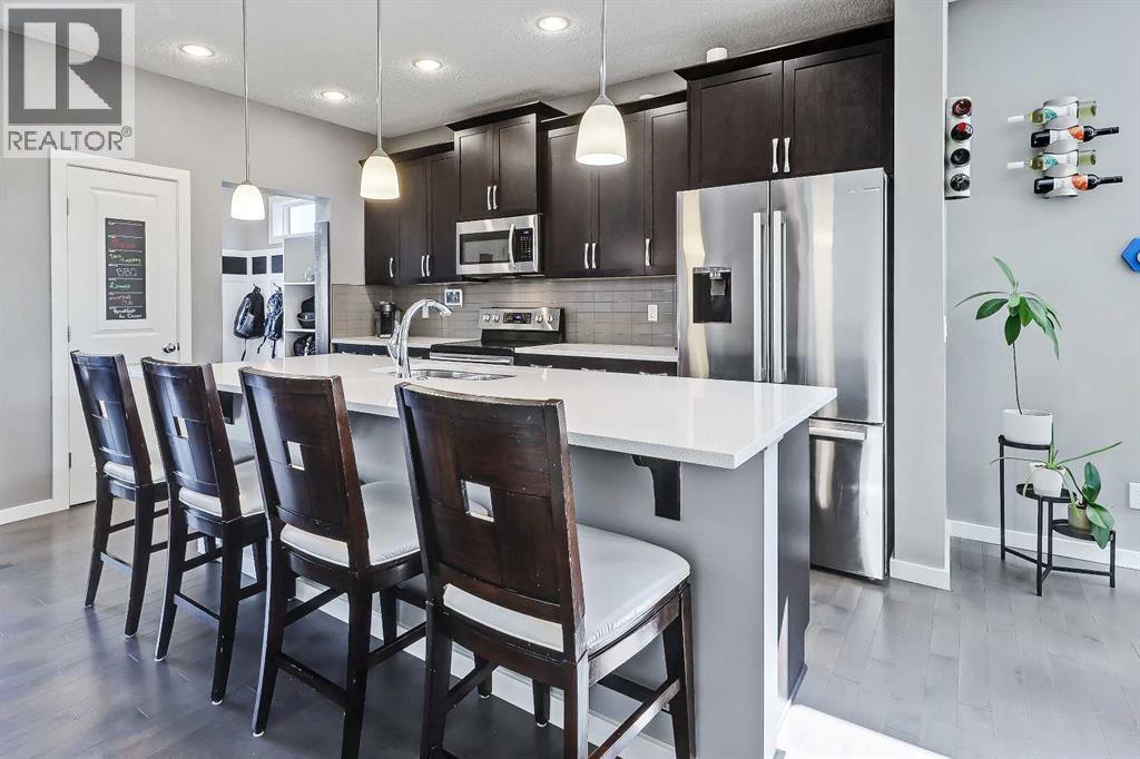 Photo 7 of 296 Marquis Heights Se, Calgary AB