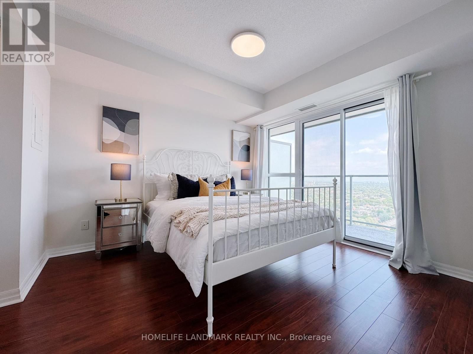 Photo 1 of 2906 275 Yorkland Road, Toronto ON