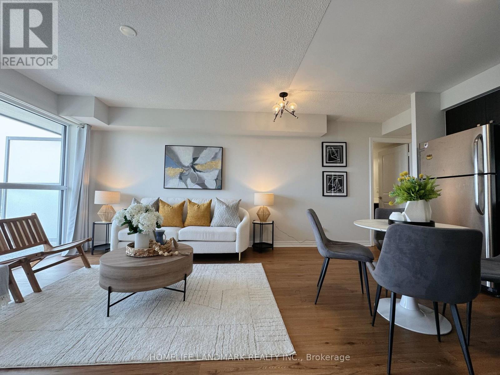 Photo 2 of 2906 275 Yorkland Road, Toronto ON