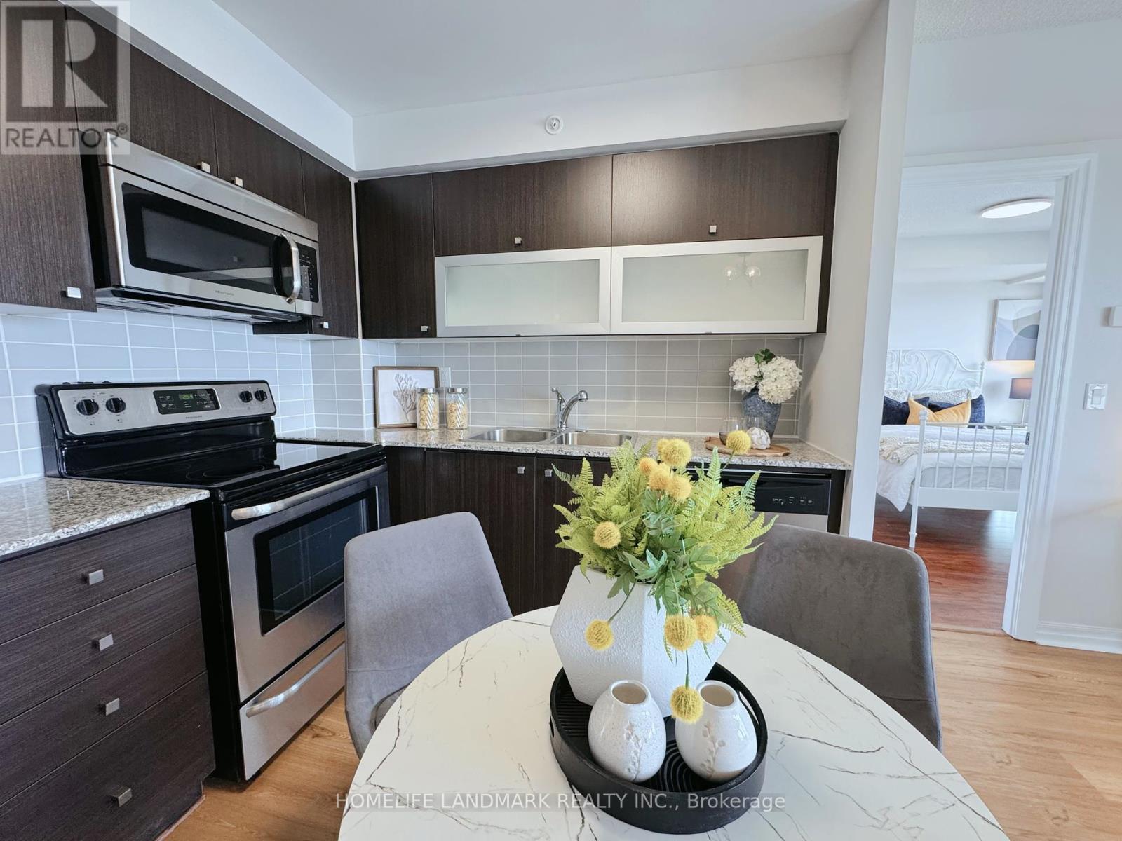 Photo 6 of 2906 275 Yorkland Road, Toronto ON