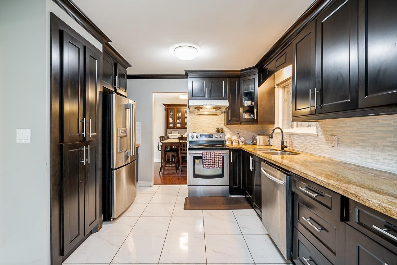 Photo 23 of 12845 64 Avenue, Surrey BC