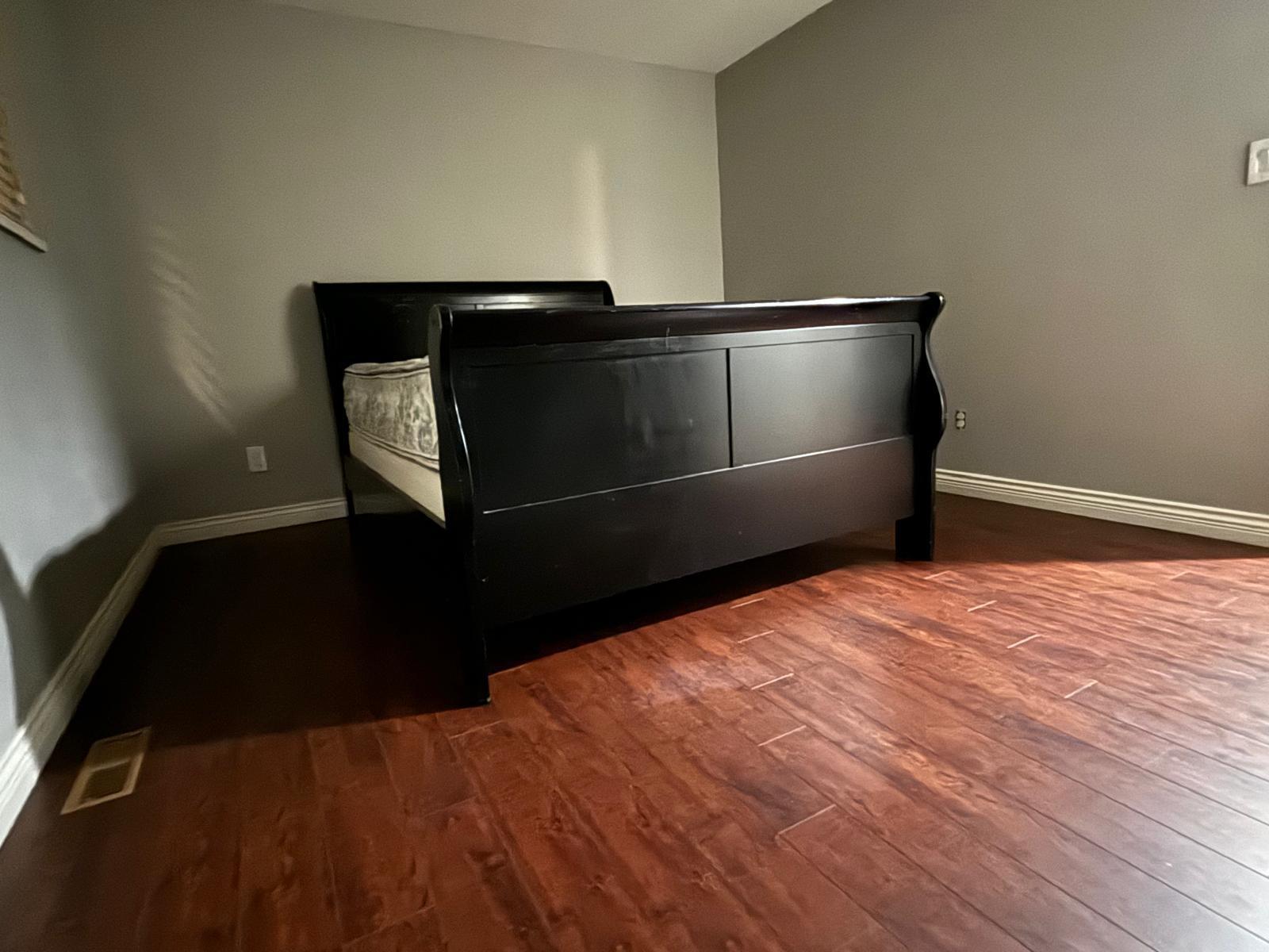Photo 12 of 12845 64 Avenue, Surrey BC