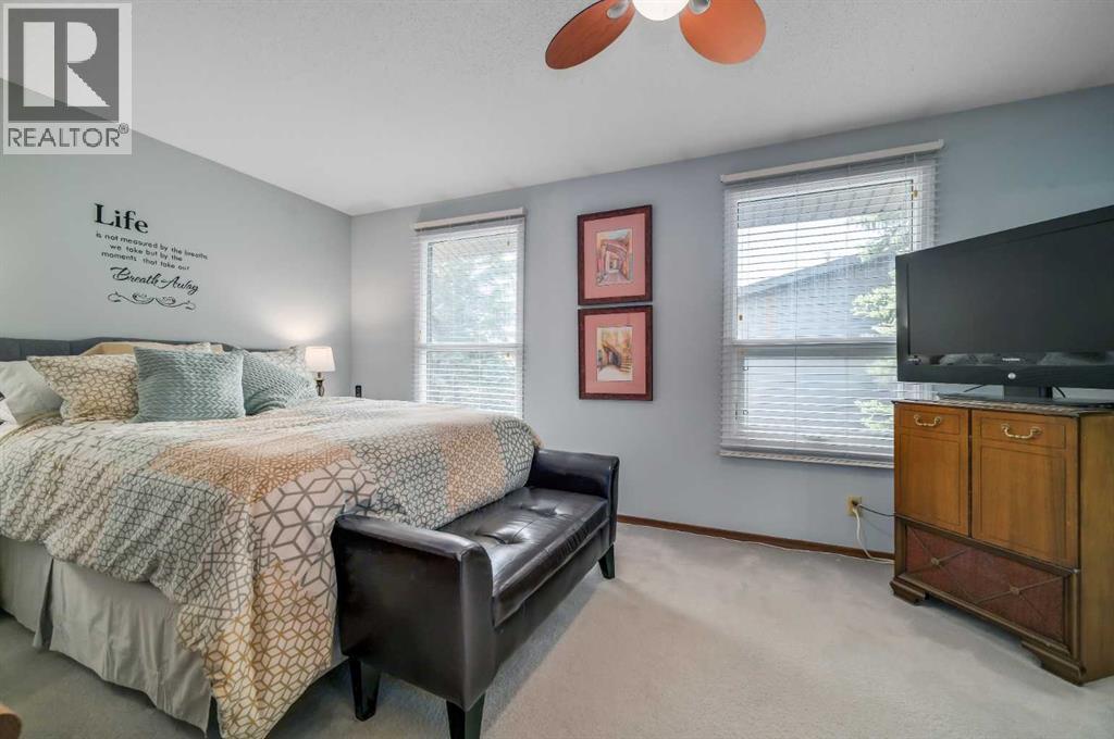 Photo 14 of 4 10910 Bonaventure Drive, Calgary AB