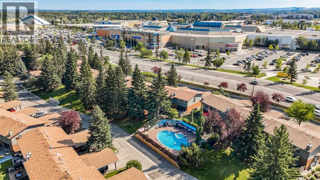 Photo 32 of 4 10910 Bonaventure Drive, Calgary AB
