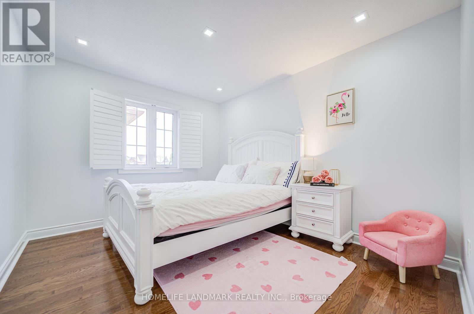 Photo 34 of 14 West Normandy Drive, Markham ON