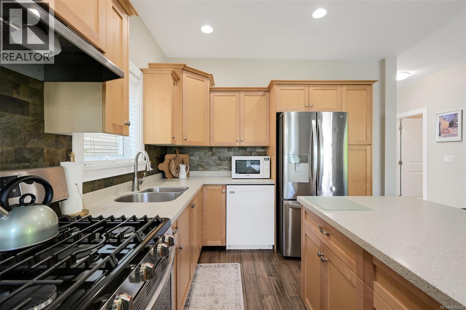 105 6800 Grant Road West, Sooke