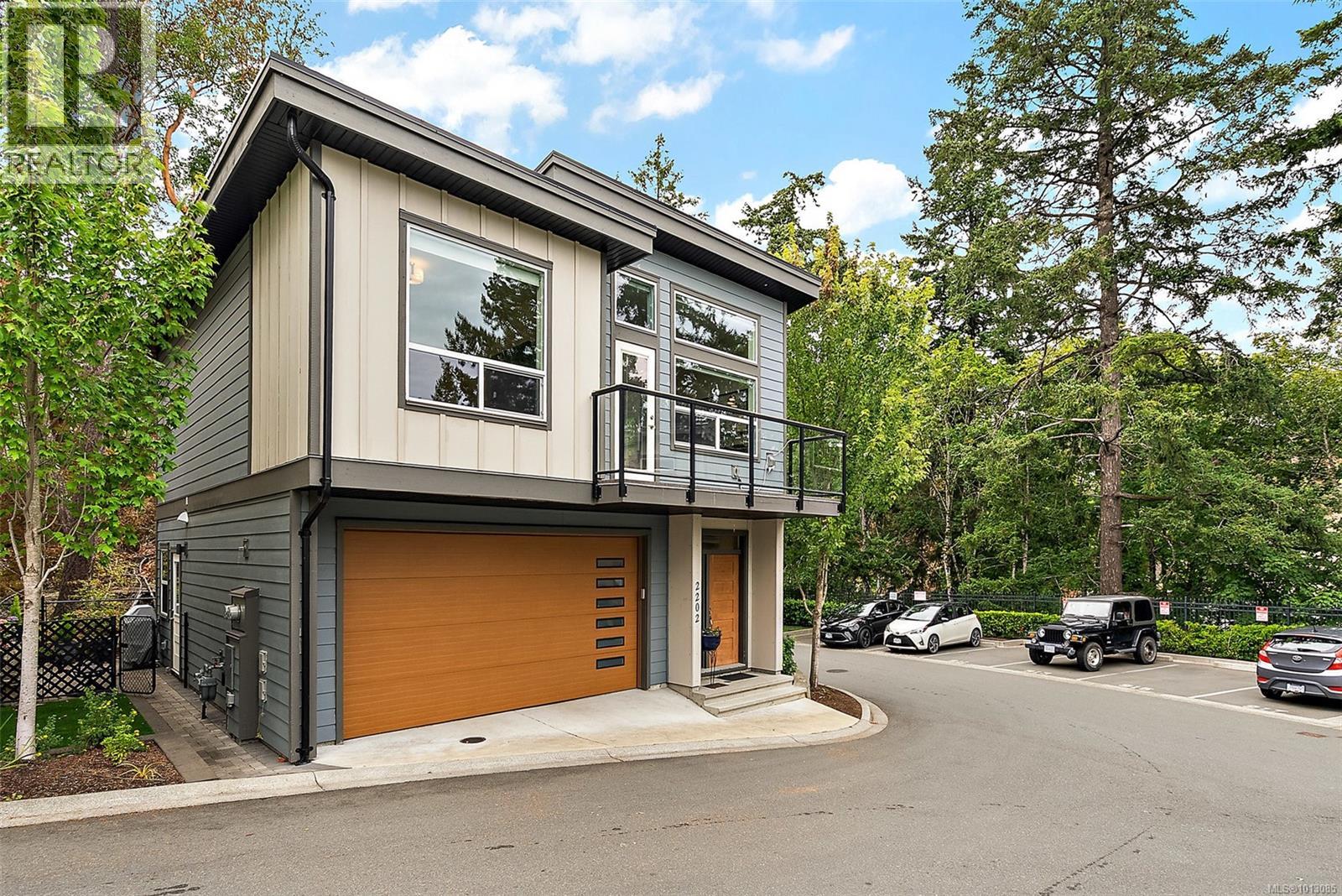 Photo 2 of 2202 Echo Valley Rise, Langford BC