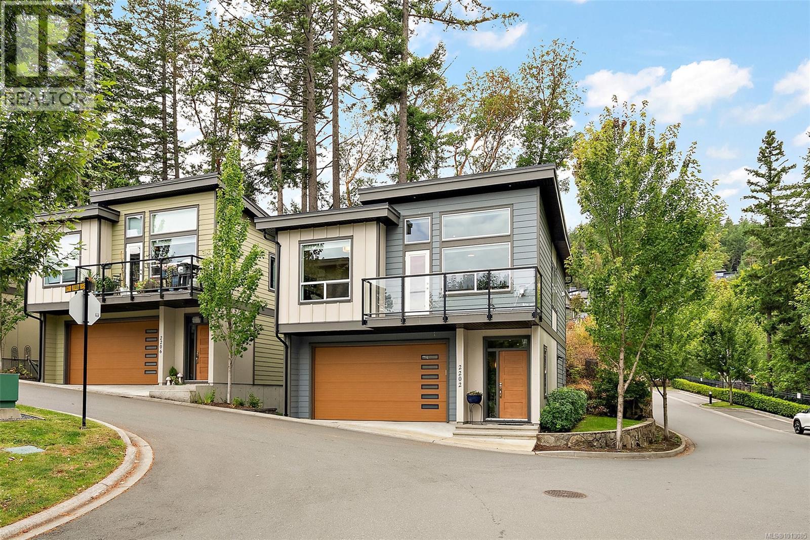 Photo 3 of 2202 Echo Valley Rise, Langford BC