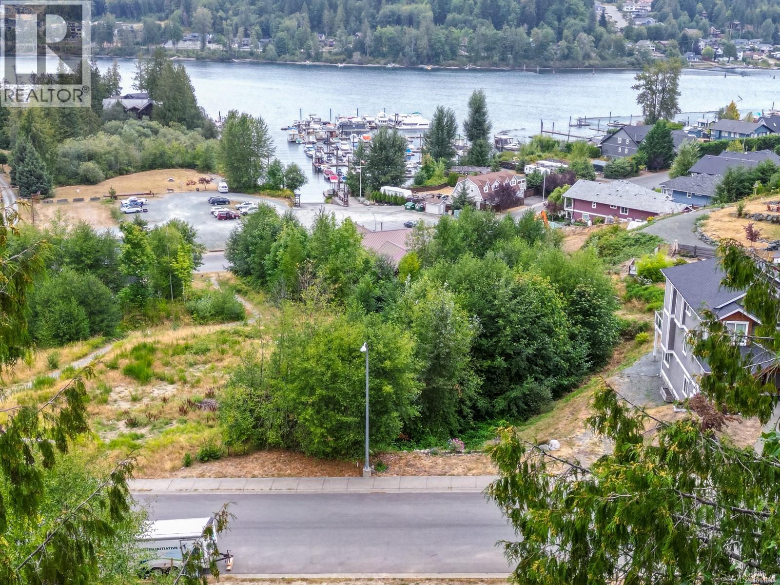 Photo 11 of 276 Tal Rd, Lake Cowichan BC