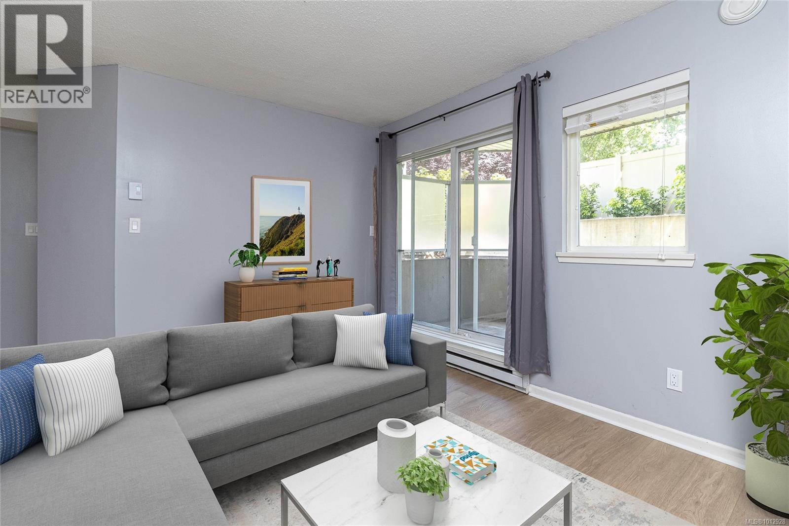 Photo 5 of 114 2520 Wark St, Victoria BC