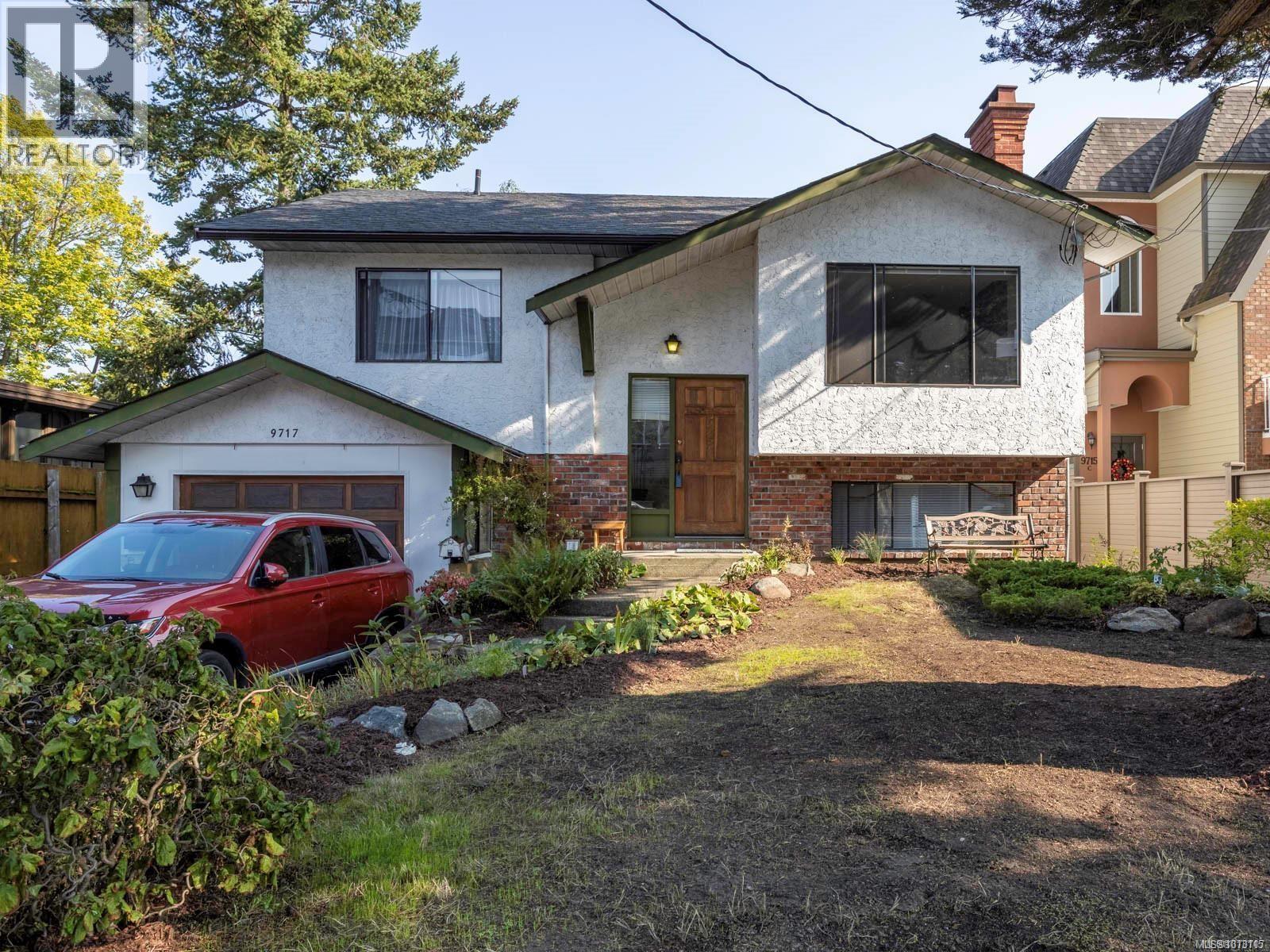 9717 Second Street, Sidney