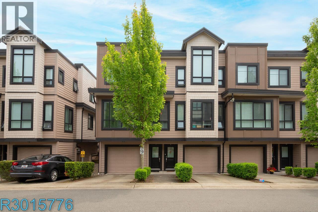 Photo 1 of 7 100 Wood Street, New Westminster BC