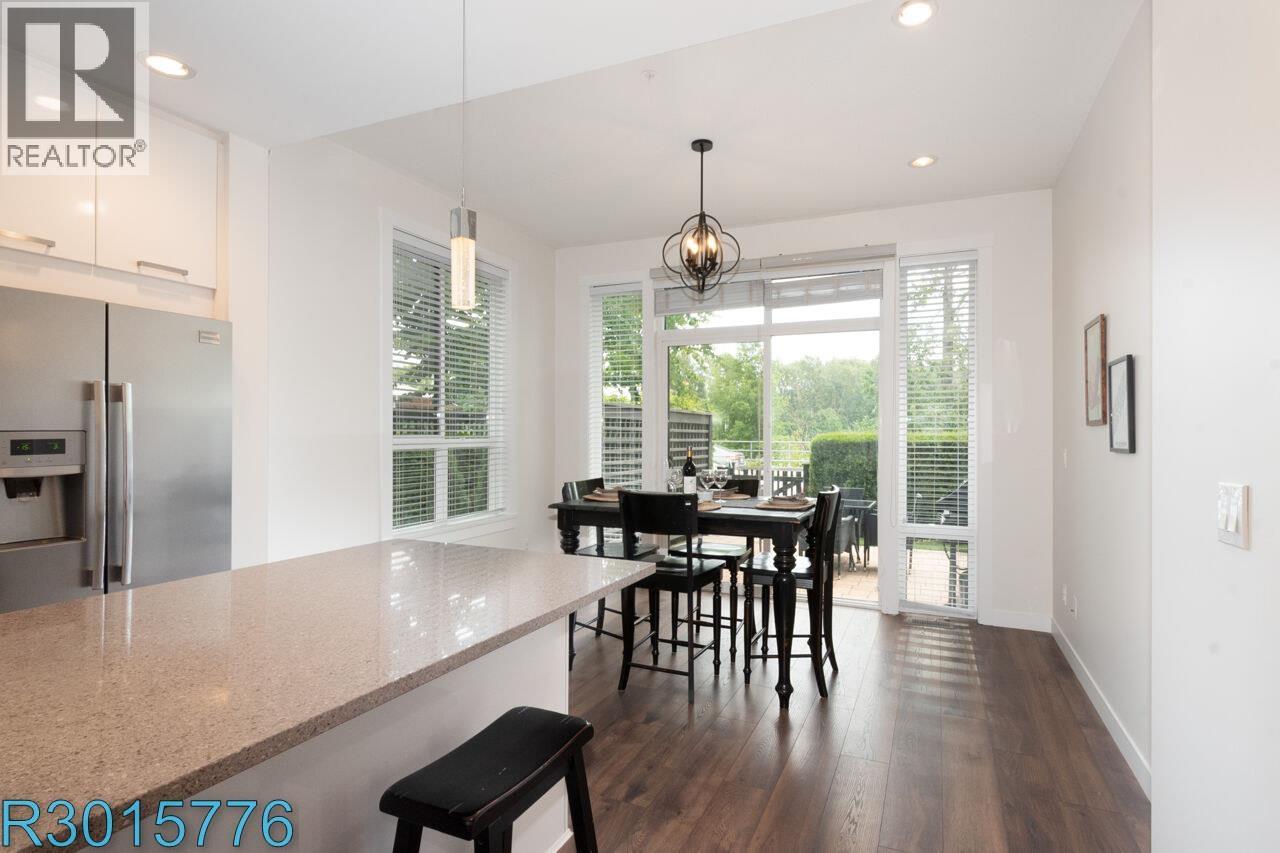 Photo 11 of 7 100 Wood Street, New Westminster BC
