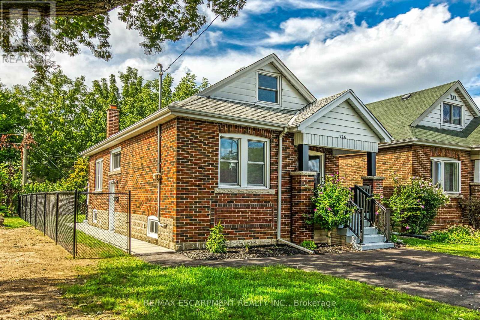 Photo 1 of 126 Auburn Avenue, Hamilton ON