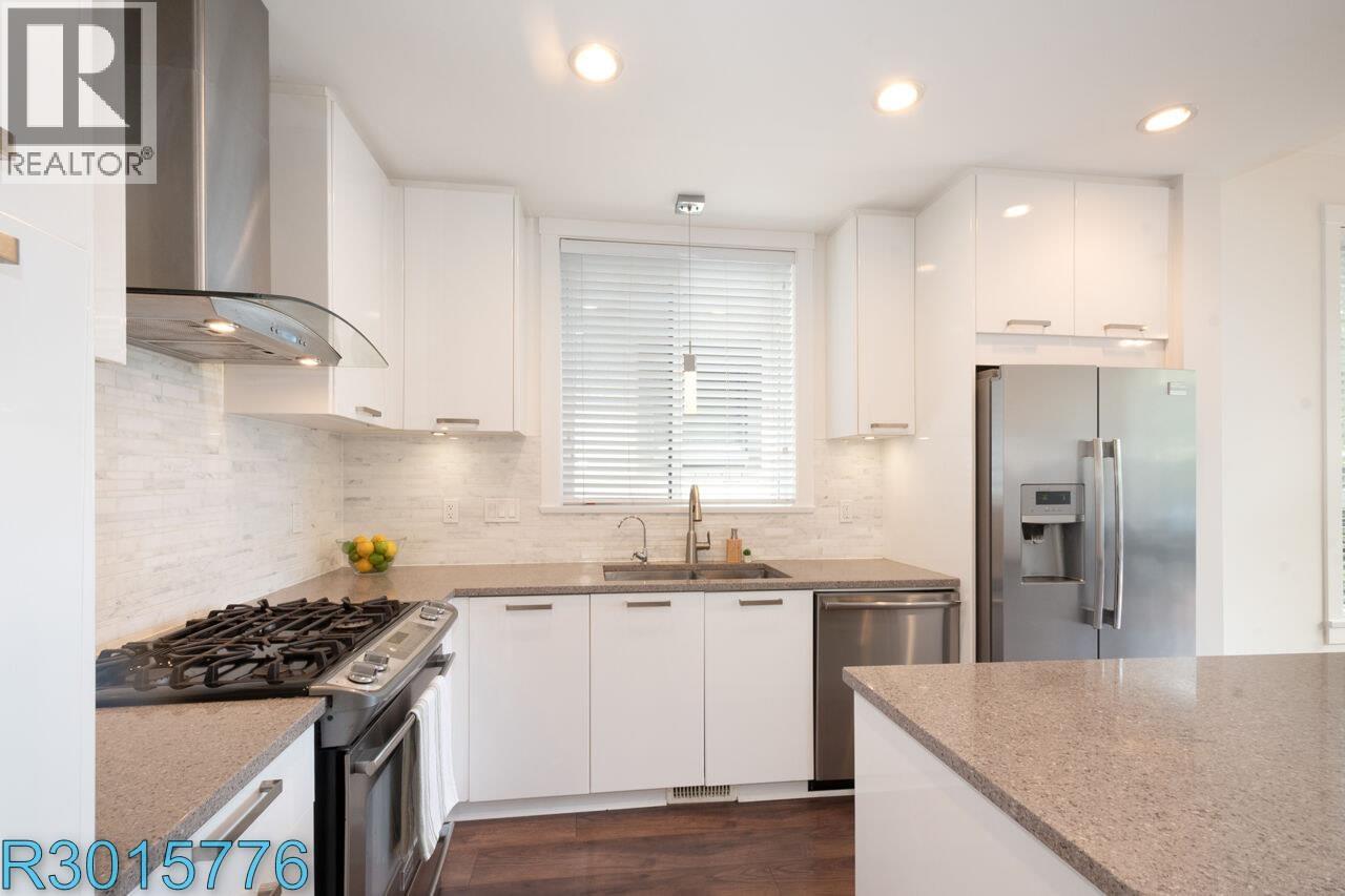 Photo 10 of 7 100 Wood Street, New Westminster BC
