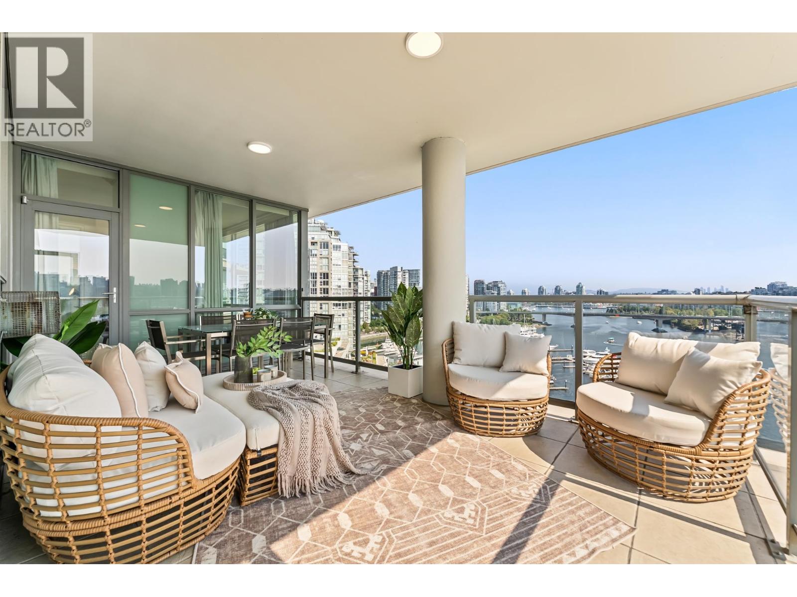 Photo 1 of 1503 1328 Marinaside Crescent, Vancouver BC
