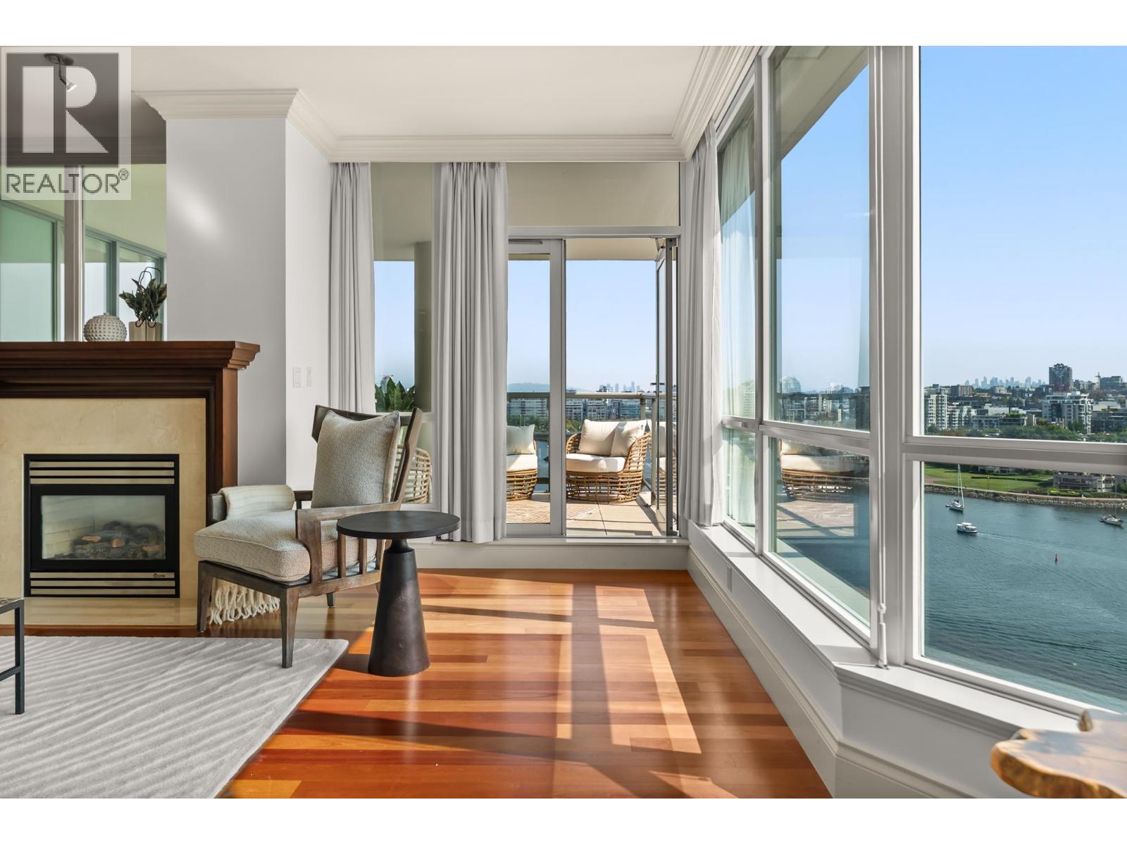 Photo 8 of 1503 1328 Marinaside Crescent, Vancouver BC