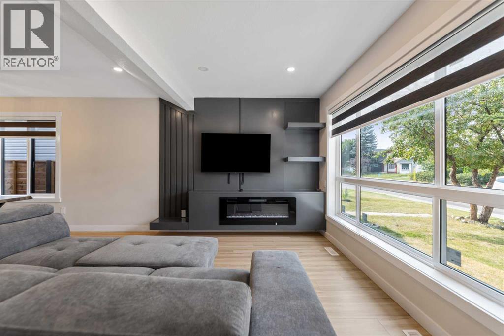 Photo 5 of 253 Martindale Boulevard Ne, Calgary AB