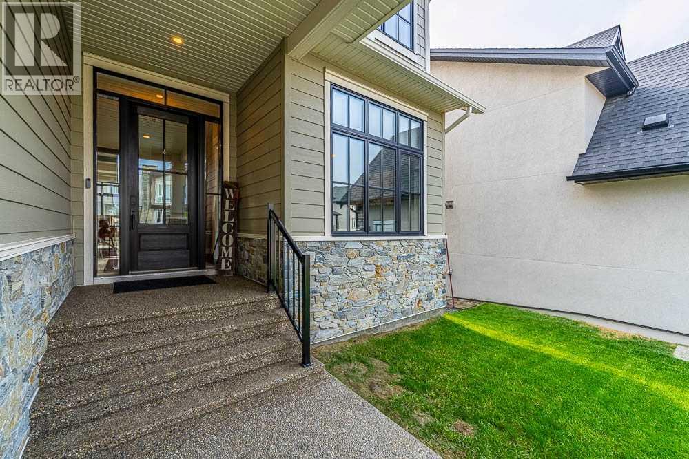 Photo 2 of 1485 Coopers Landing Sw, Airdrie AB
