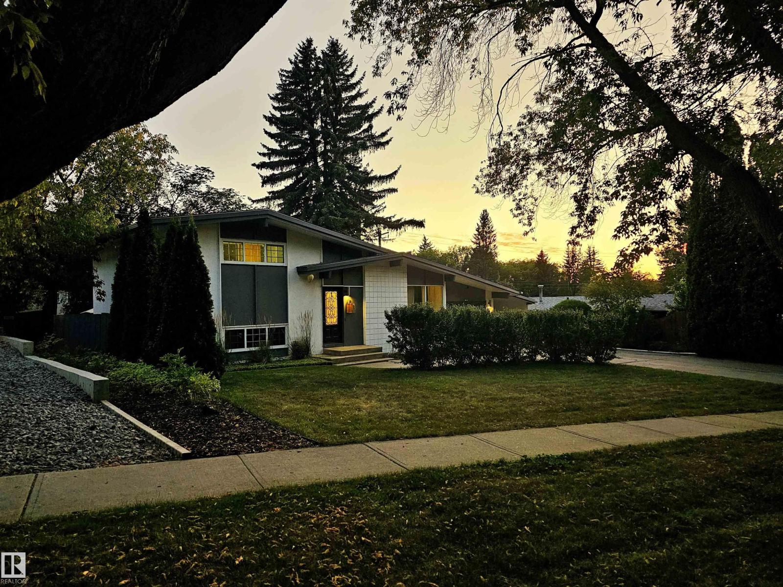 Photo 37 of 47 Glenmore Cr, St Albert AB