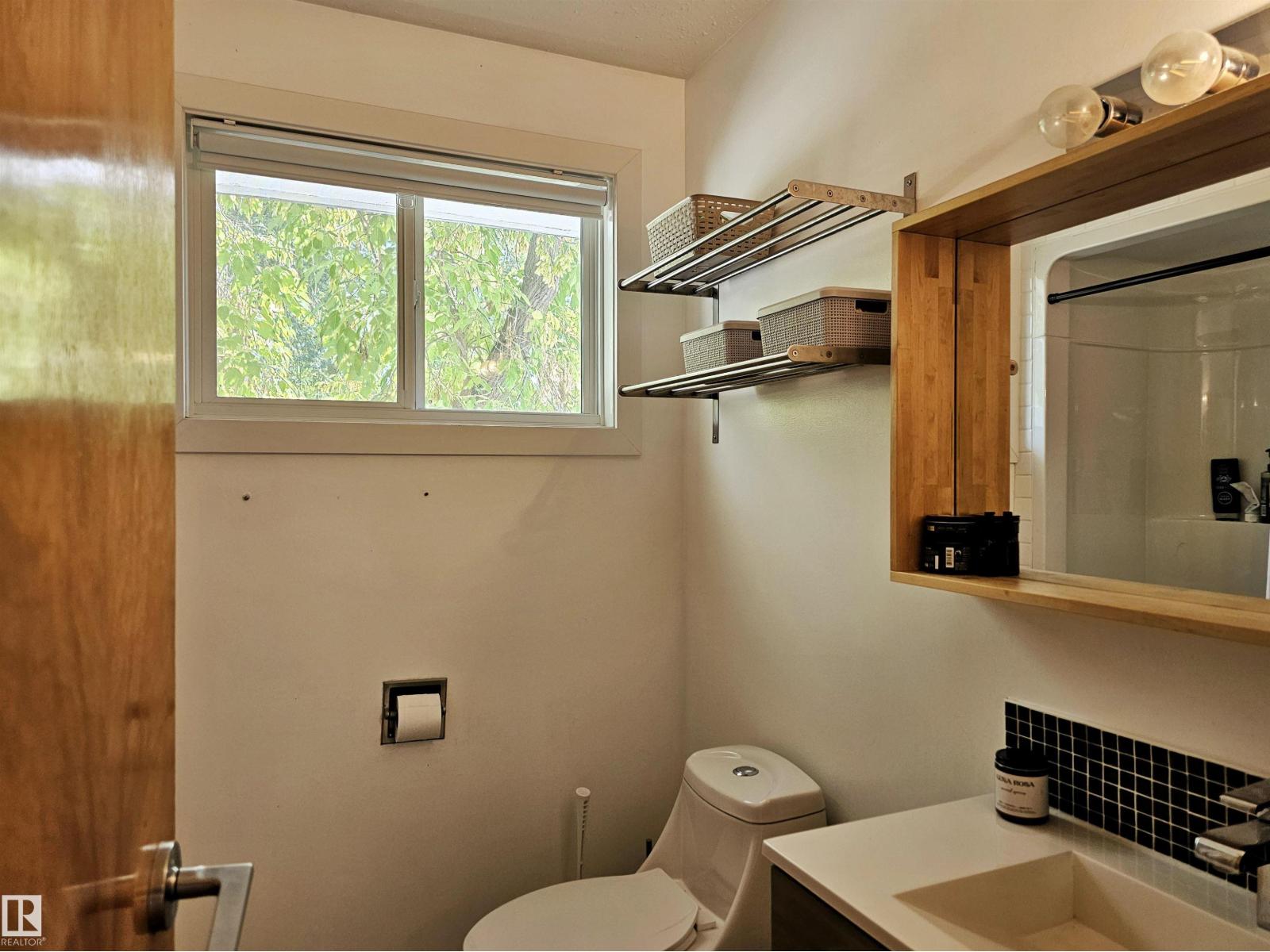 Photo 44 of 47 Glenmore Cr, St Albert AB