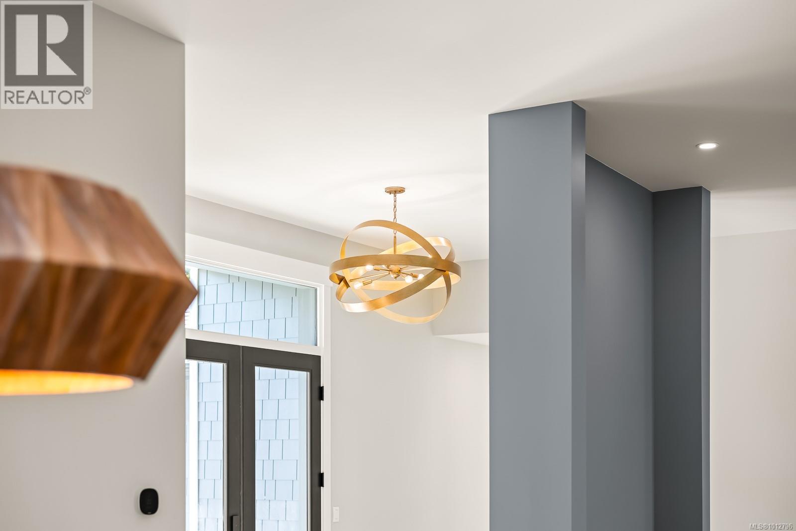 3989 Buckstone Rd, Courtenay